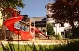 Kinderspielplatz Bild 7